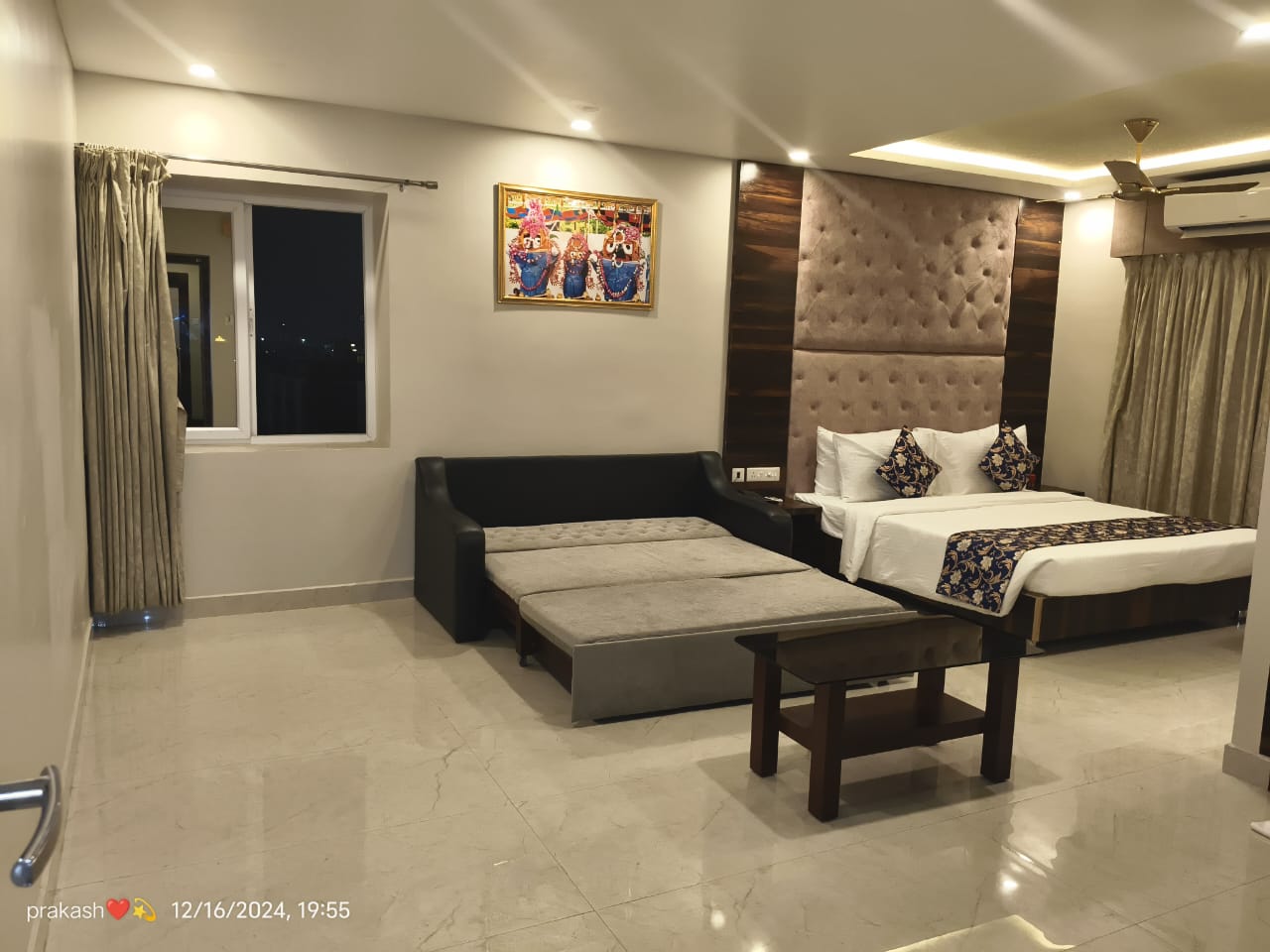 Hotel Rohit Rohini - Experience Elegance